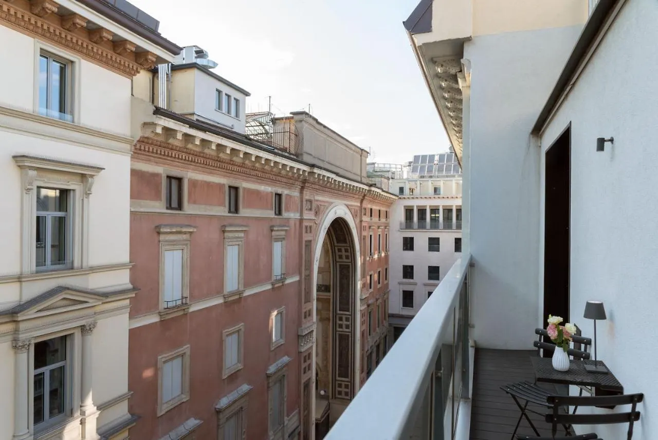 Bmore Duomo - Luxury Apartments Near Duomo Милан Апарт-отель