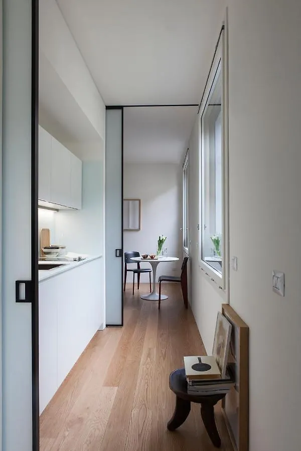 Bmore Duomo - Luxury Apartments Near Duomo Милан
