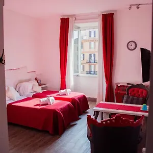 https://relais-cola-di-rienzo.it-romehotels.com